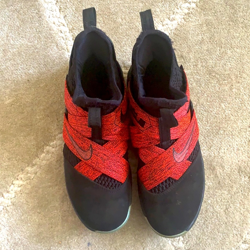 Nike lebron